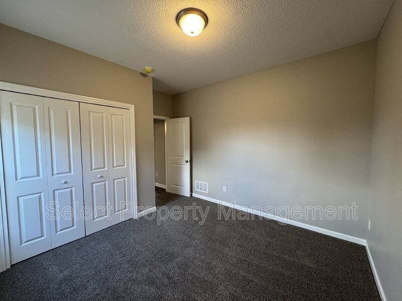 House for rent at 1469 Signal Ridge Run, Fort Wayne, IN 46818