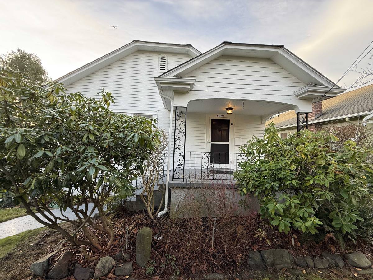 House for rent at 5701 30th Ave NE, Seattle, WA 98105