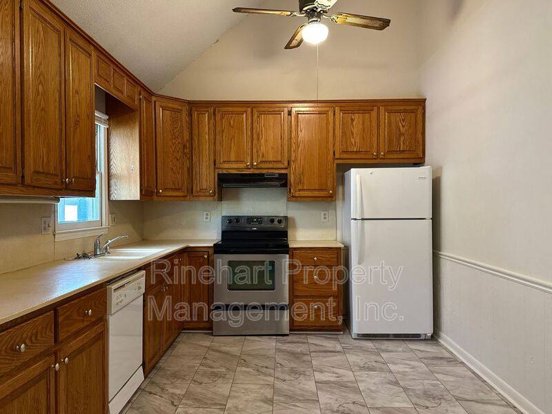 House for rent at 2083 Ridgecrest Rd, Rock Hill, SC 29732