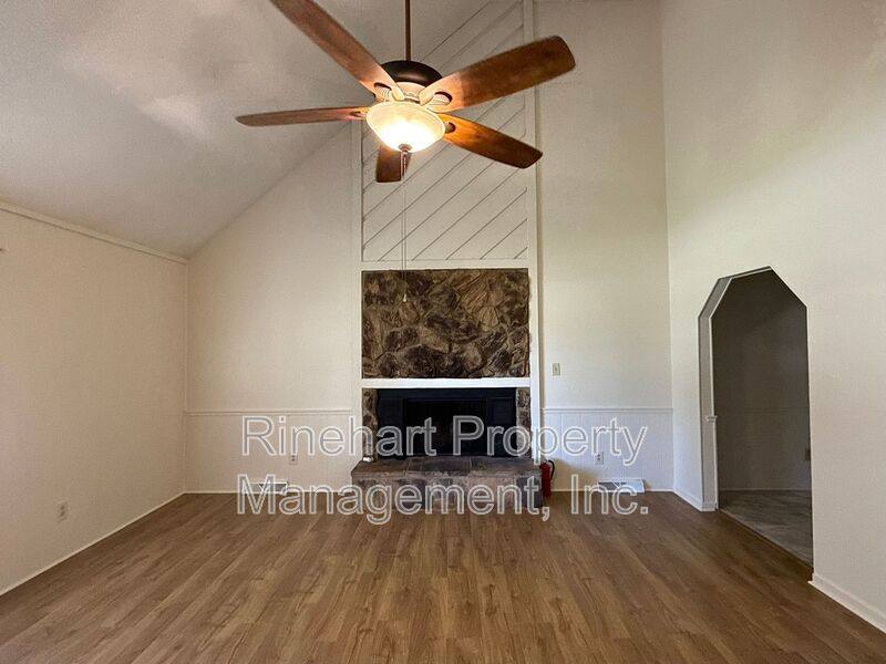 House for rent at 2083 Ridgecrest Rd, Rock Hill, SC 29732