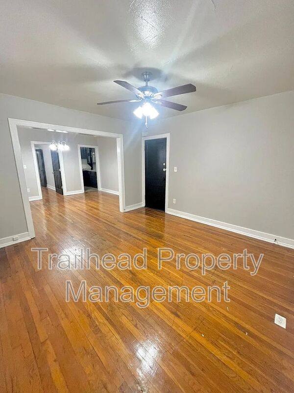 Apartment for rent at 4013 Charlotte St #1N, Kansas City, MO 64110