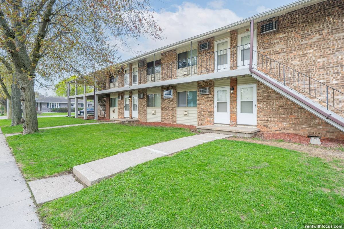 Apartment for rent at 205 Adams St, Neenah, WI 54956