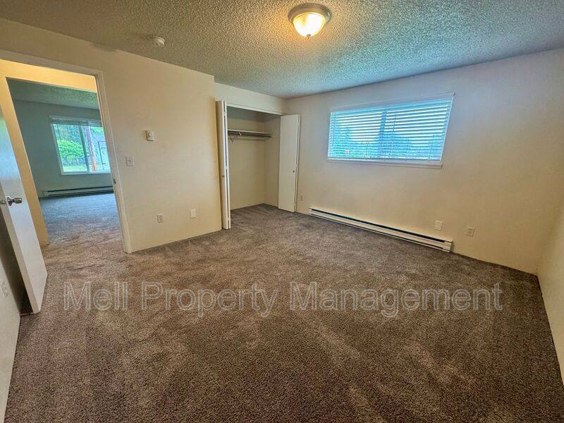 Apartment for rent at 919 Harding Rd #3, Elma, WA 98541