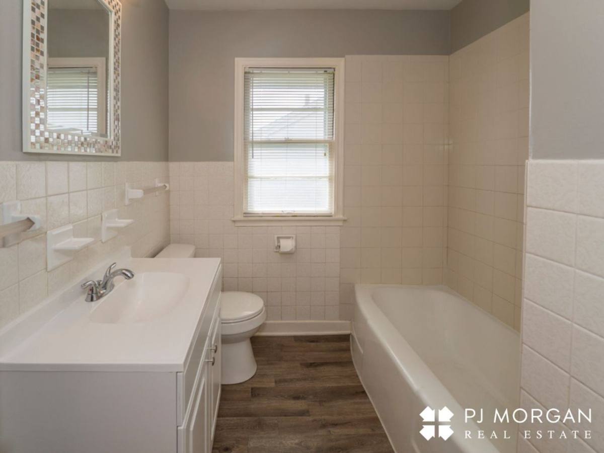 House for rent at 2001 S 60th St, Omaha, NE 68106
