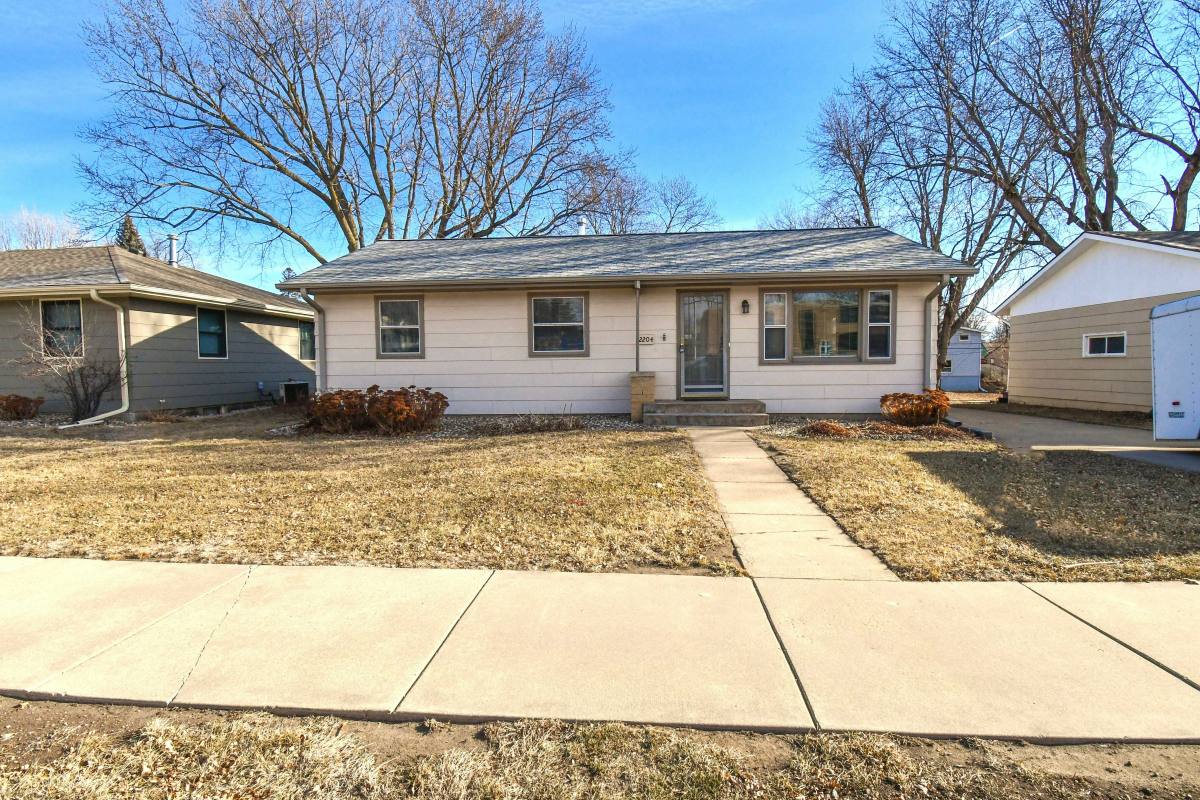 House for rent at 2204 S Jefferson Ave, Sioux Falls, SD 57105