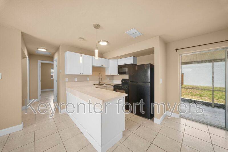 Apartment for rent at 13405 Pine Needle Lane, Fort Myers, FL 33908