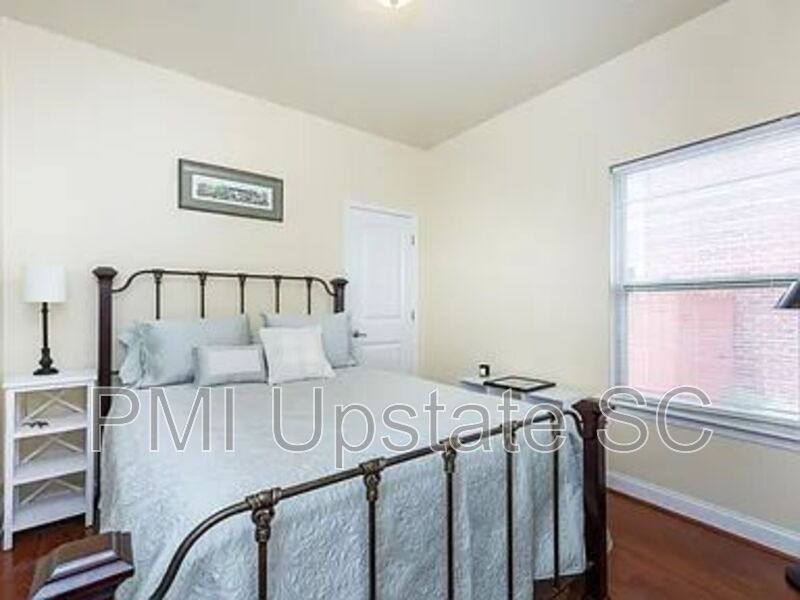 House for rent at 243 Scottish Ave, Simpsonville, SC 29680