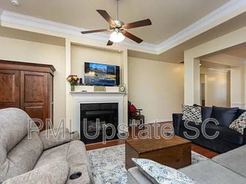 House for rent at 243 Scottish Ave, Simpsonville, SC 29680