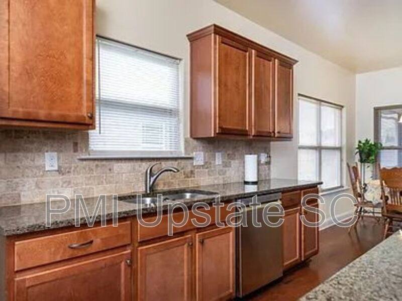 House for rent at 243 Scottish Ave, Simpsonville, SC 29680