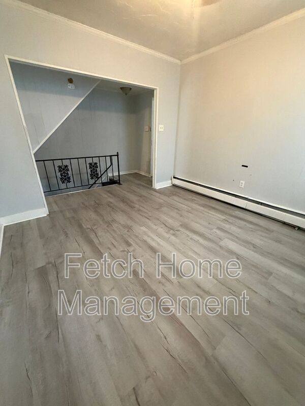 Apartment for rent at 1027 E Market St #2, York, PA 17403