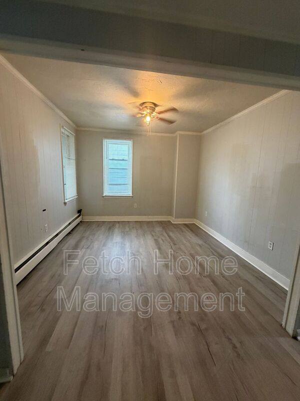 Apartment for rent at 1027 E Market St #2, York, PA 17403
