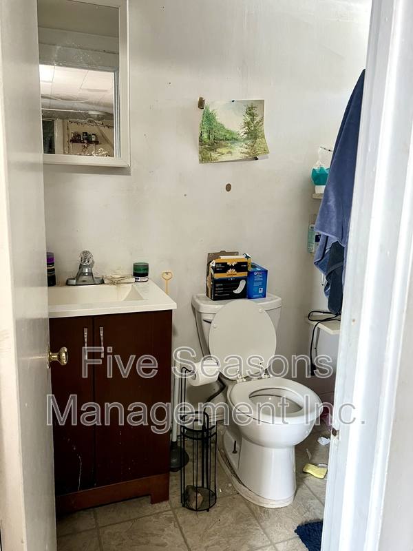 Apartment for rent at 19 Grant St #7, Burlington, VT 05401