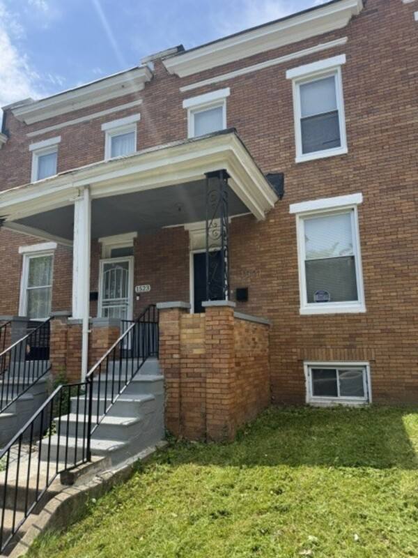 Townhouse for rent at 1521 Montpelier St #1, Baltimore, MD 21218