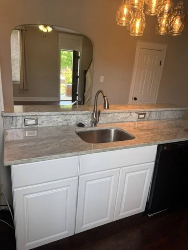 Townhouse for rent at 1521 Montpelier St #1, Baltimore, MD 21218