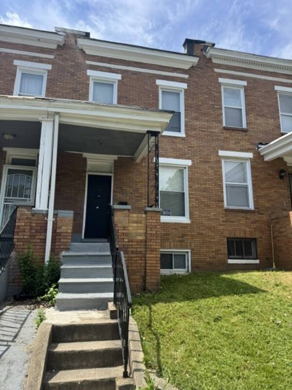 Townhouse for rent at 1521 Montpelier St #1, Baltimore, MD 21218