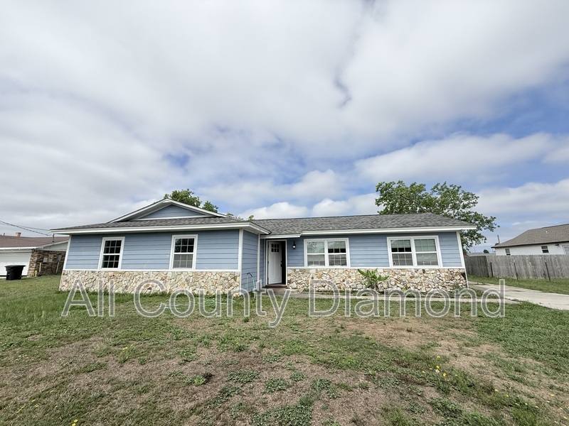 House for rent at 175 N Berthe Ave, Panama City, FL 32404
