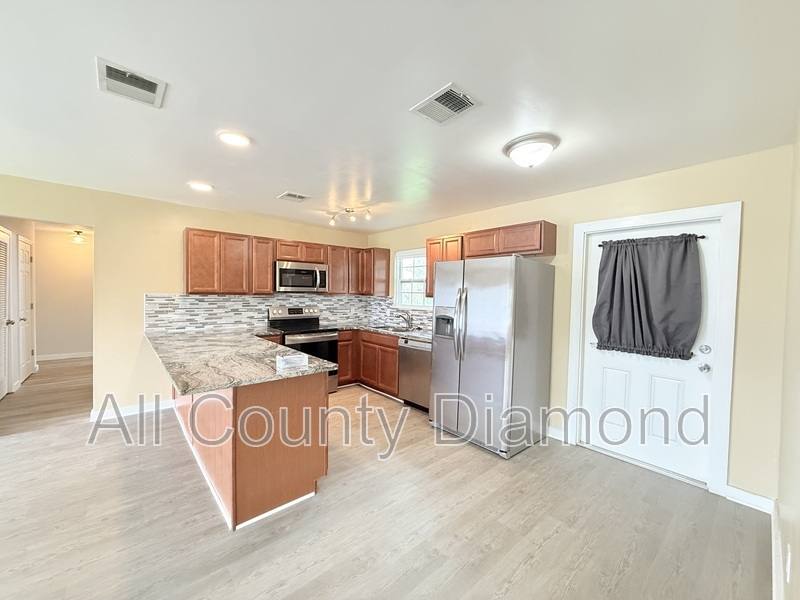 House for rent at 175 N Berthe Ave, Panama City, FL 32404