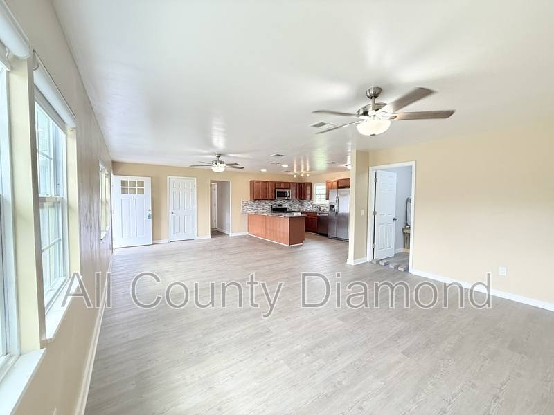 House for rent at 175 N Berthe Ave, Panama City, FL 32404