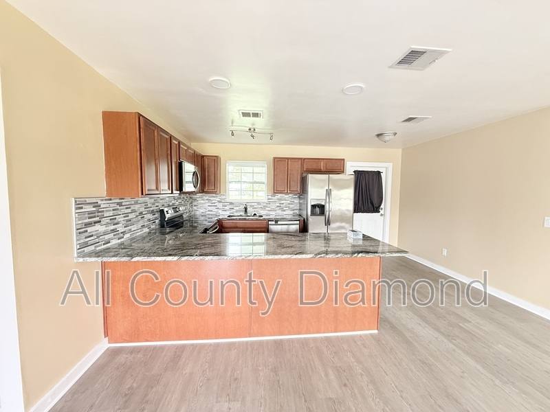 House for rent at 175 N Berthe Ave, Panama City, FL 32404