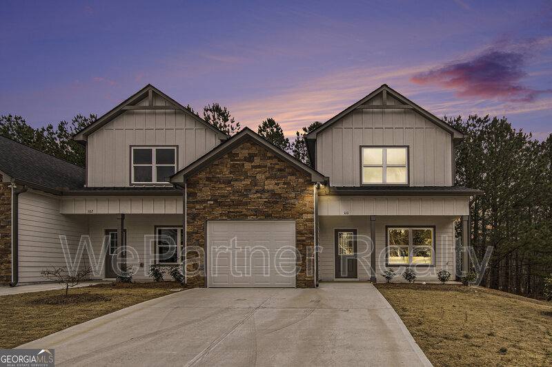 Townhouse for rent at 144 Crest Pointe, Bremen, GA 30110