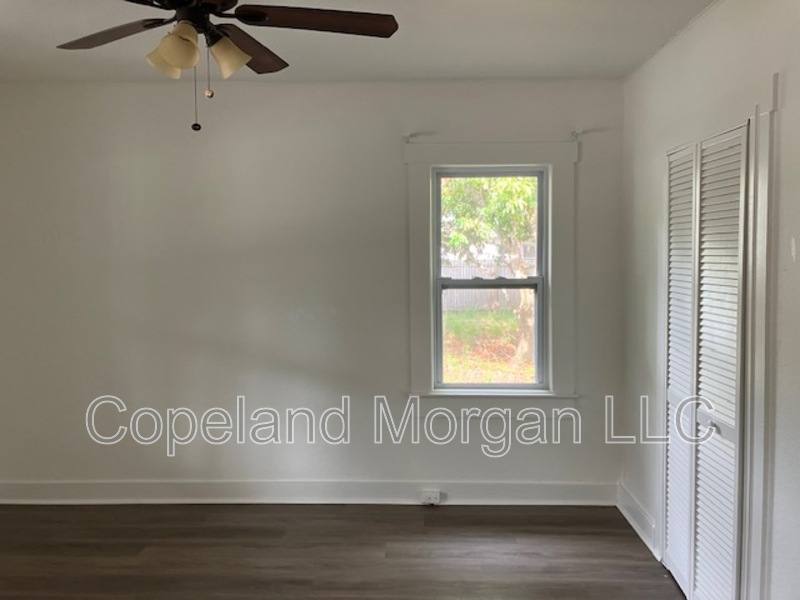 House for rent at 1934 30th Ave N, Saint Petersburg, FL 33713