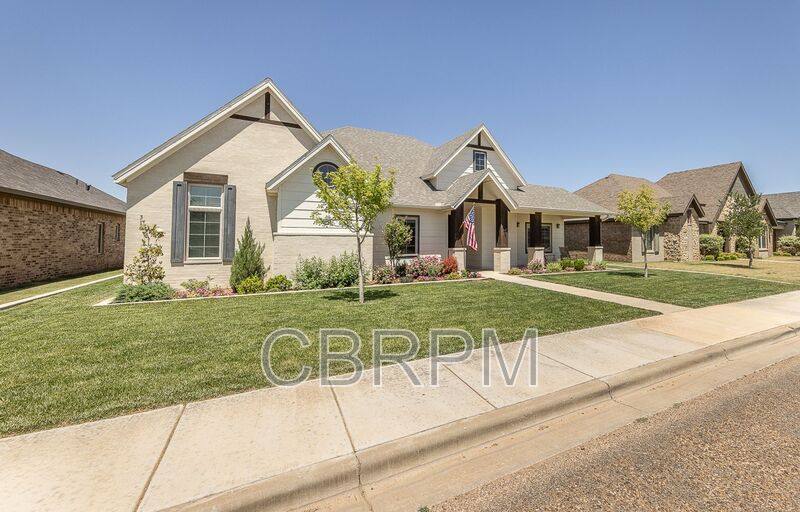 House for rent at 310 N 11th St, Wolfforth, TX 79382