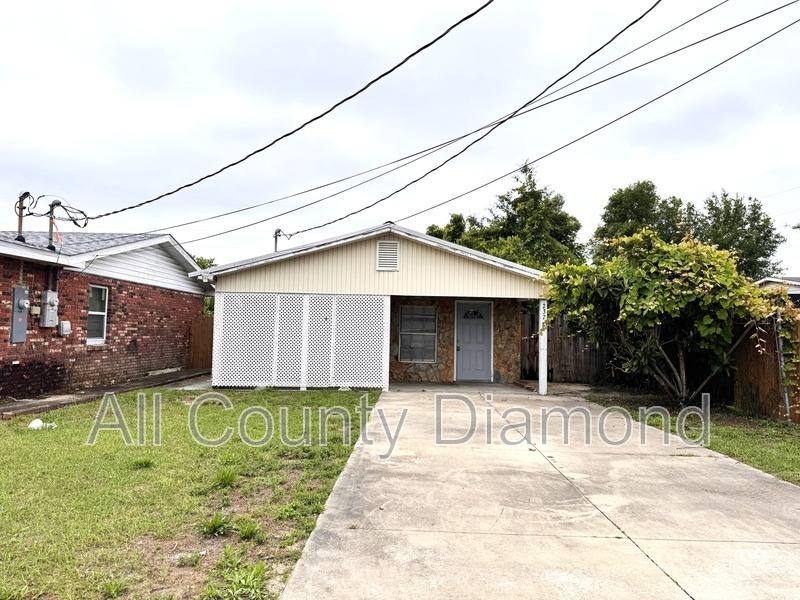 House for rent at 237 Helen Ave E, Panama City, FL 32401