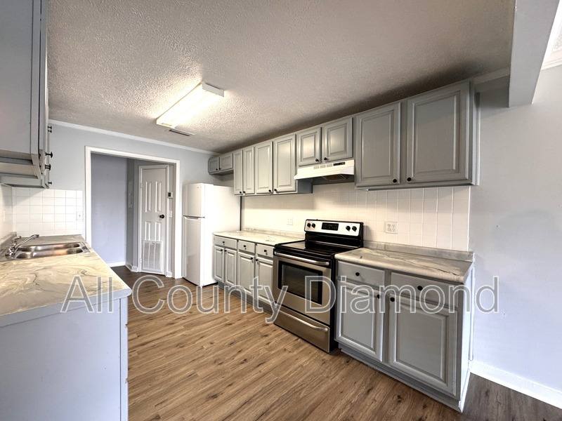 House for rent at 237 Helen Ave E, Panama City, FL 32401