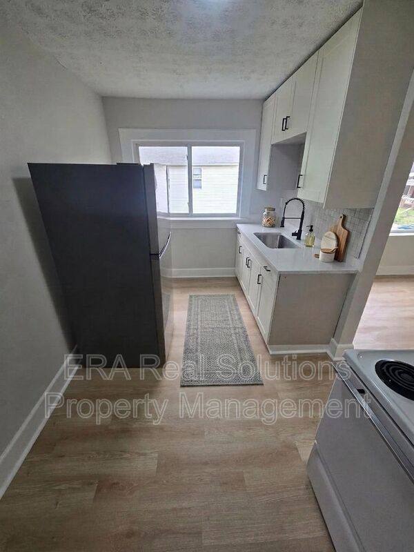Apartment for rent at 1120 Cole St, Columbus, OH 43205
