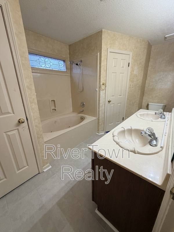 Townhouse for rent at 1648 Beaver Trail Dr, Cordova, TN 38016