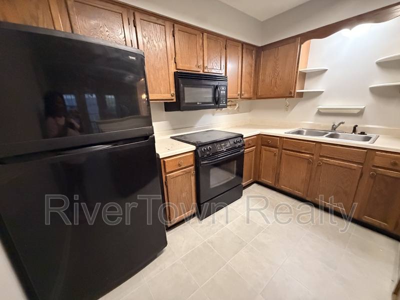 Townhouse for rent at 1648 Beaver Trail Dr, Cordova, TN 38016