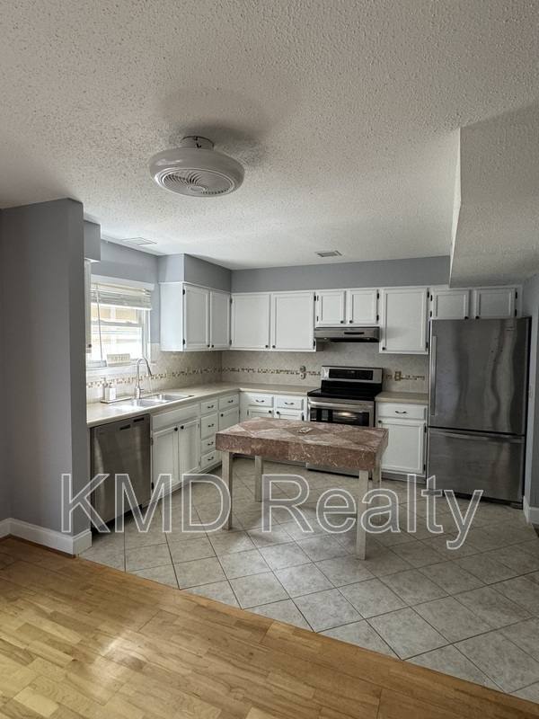 Townhouse for rent at 3282 Heathstead Place, Charlotte, NC 28210