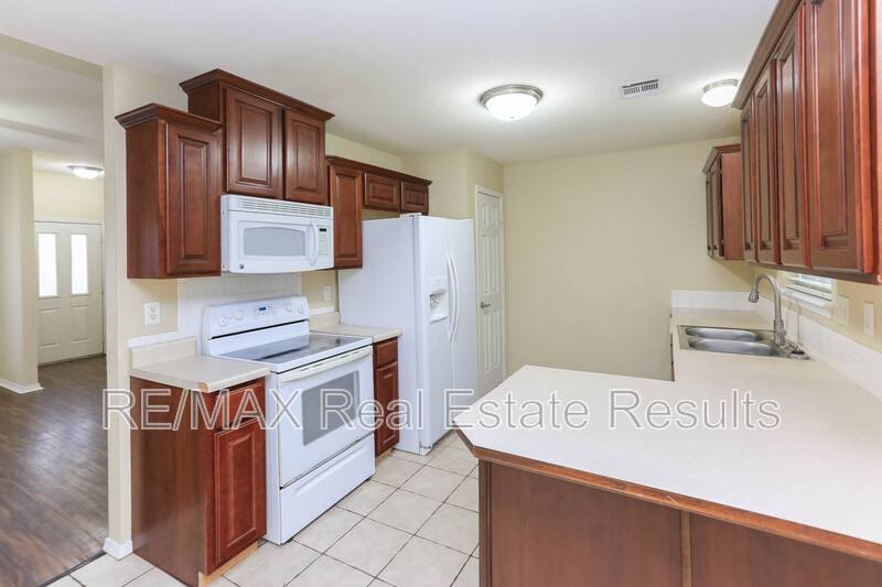 House for rent at 2505 SW 20th St, Bentonville, AR 72713