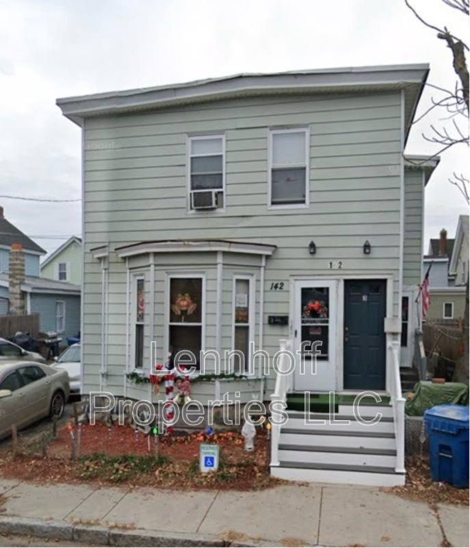 Apartment for rent at 142 Jewett St #6, Lowell, MA 01850
