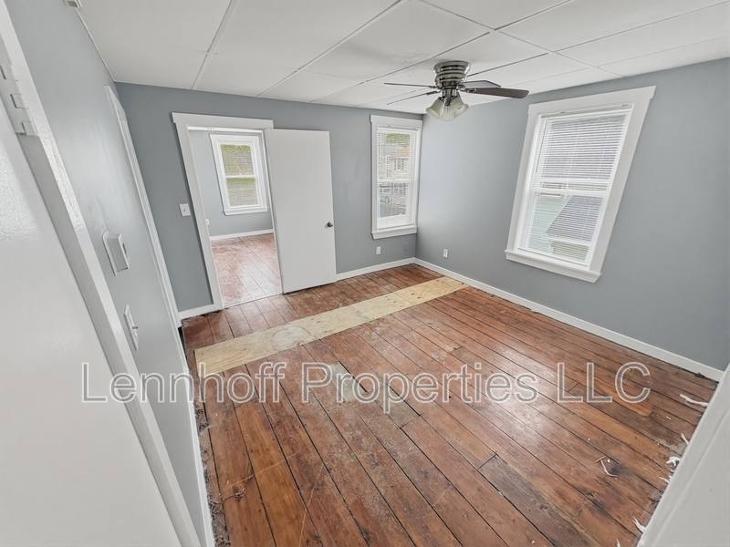 Apartment for rent at 142 Jewett St #6, Lowell, MA 01850