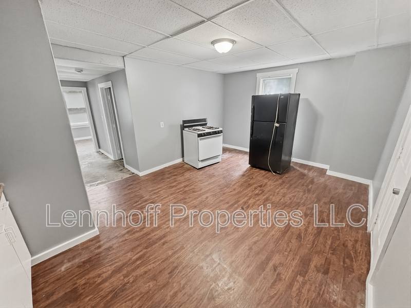 Apartment for rent at 142 Jewett St #6, Lowell, MA 01850