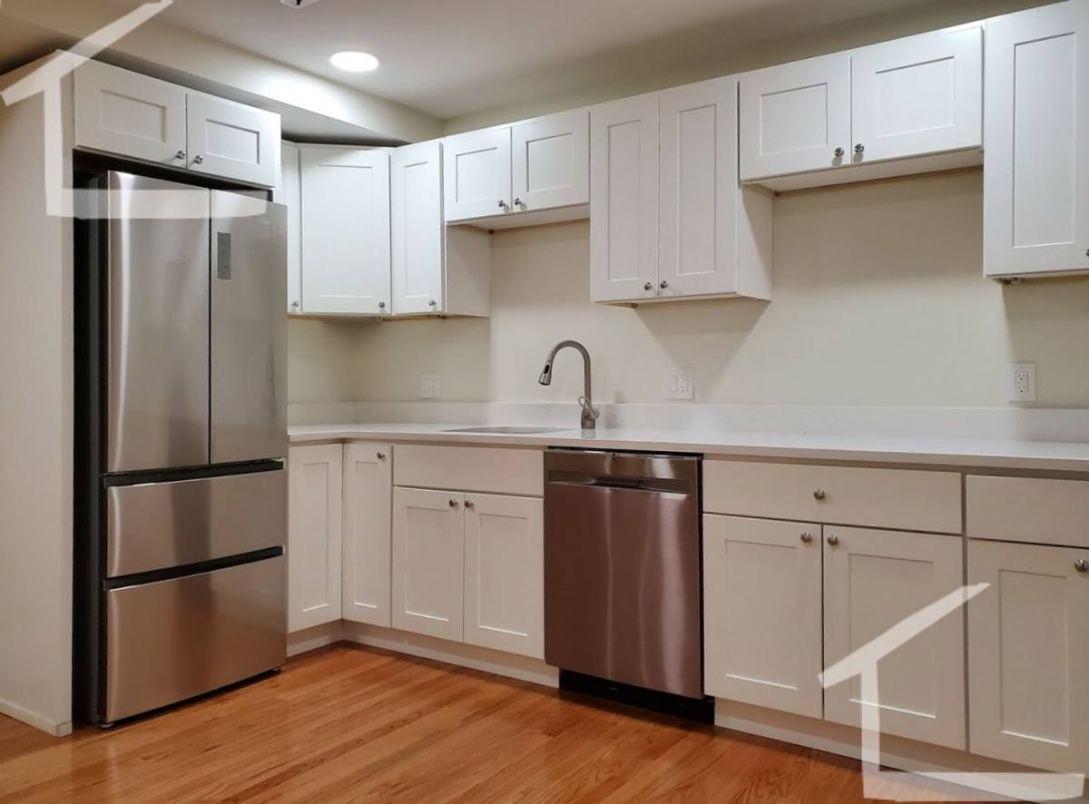 Apartment for rent at 12 Harris St #101, Brookline, MA 02446