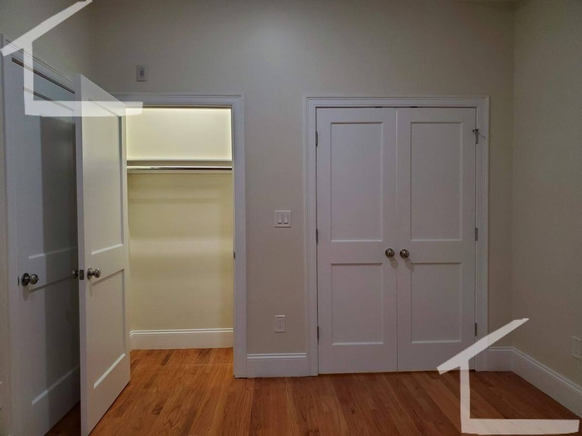 Apartment for rent at 12 Harris St #101, Brookline, MA 02446