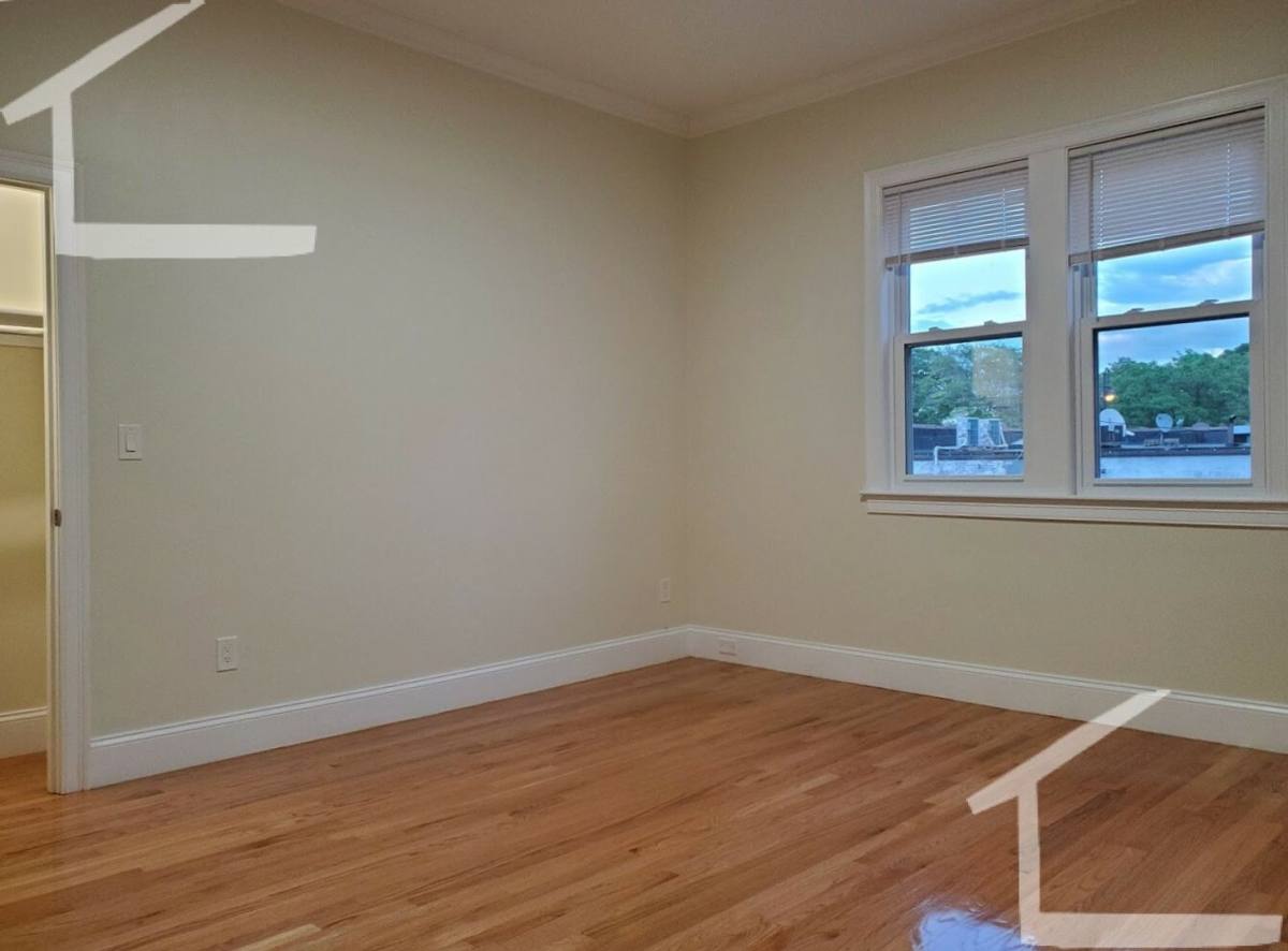 Apartment for rent at 12 Harris St #101, Brookline, MA 02446