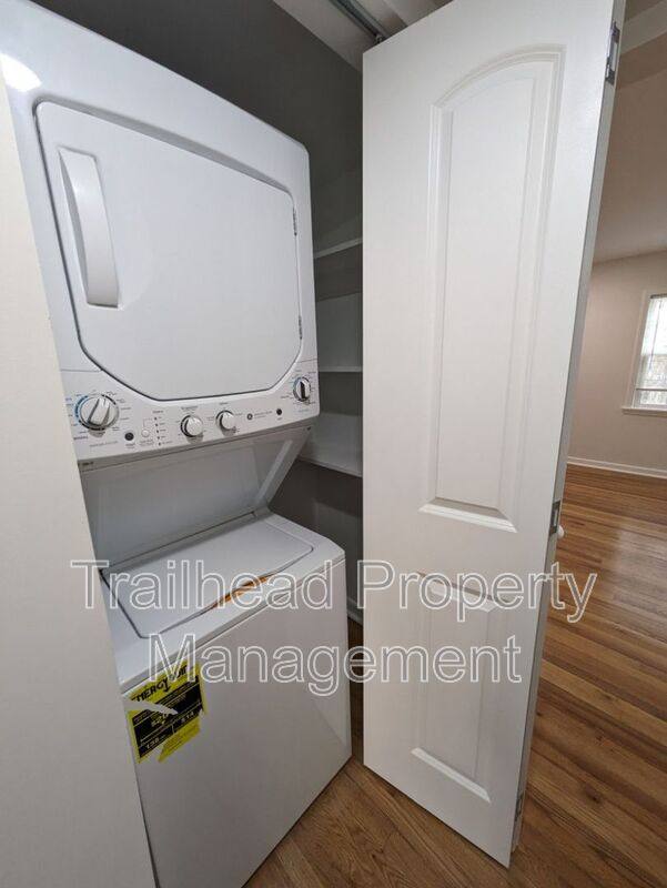 Apartment for rent at 6409 Brookside Rd #2N, Kansas City, MO 64113