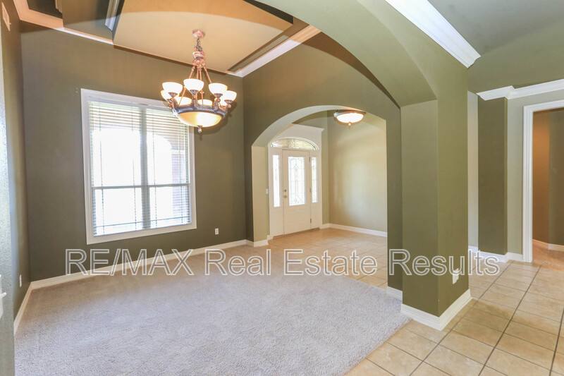 House for rent at 5602 S Bent Tree Dr, Rogers, AR 72758