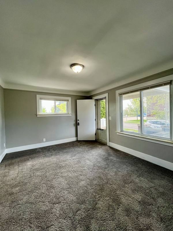 Apartment for rent at 160-LABADIE #1, Wyandotte, MI 48192