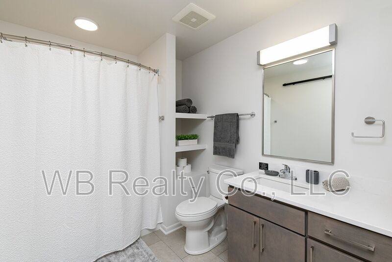 Apartment for rent at 315 5th St #306, West Des Moines, IA 50265