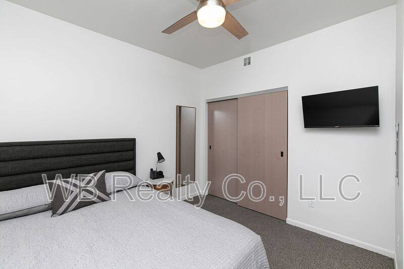 Apartment for rent at 315 5th St #306, West Des Moines, IA 50265