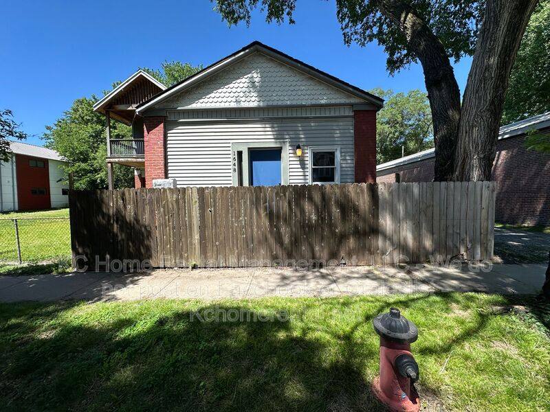 House for rent at 1648 Jefferson St, Kansas City, MO 64108