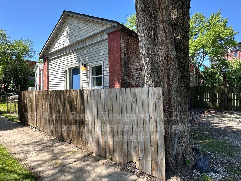 House for rent at 1648 Jefferson St, Kansas City, MO 64108