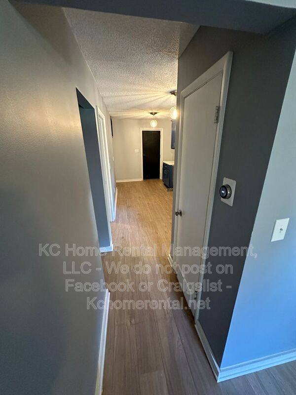 House for rent at 1648 Jefferson St, Kansas City, MO 64108
