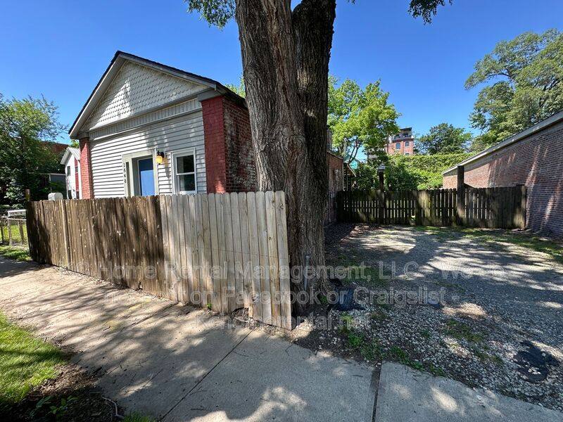 House for rent at 1648 Jefferson St, Kansas City, MO 64108