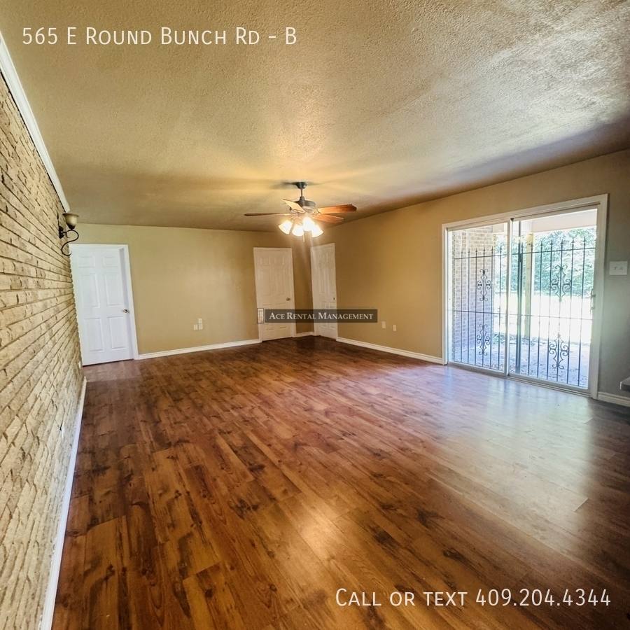 Apartment for rent at 565 E Round Bunch Rd #B, Bridge City, TX 77611