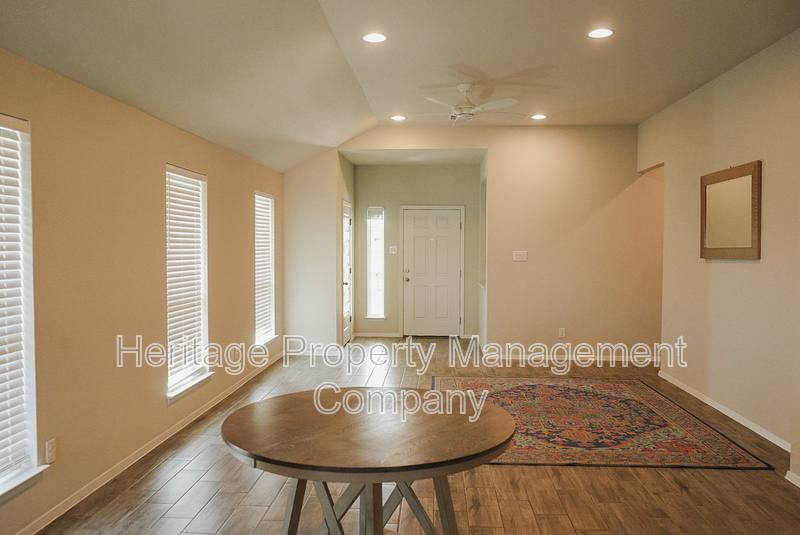 House for rent at 139 Lyndon Dr, San Marcos, TX 78666